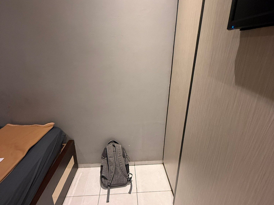 New Surya Hotel主图