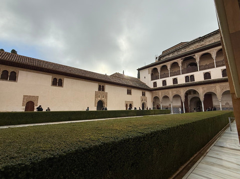 Nacho Hierro Official Guide In Granada-格拉纳达必去景点