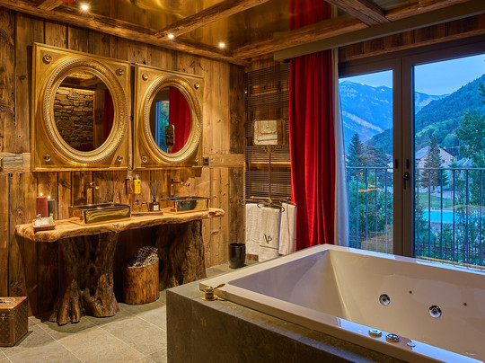 派尼塔山谷酒店主图