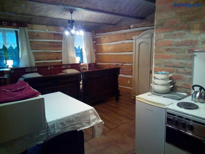 Oregfenyo Porta Orseg-magyarszombatfa