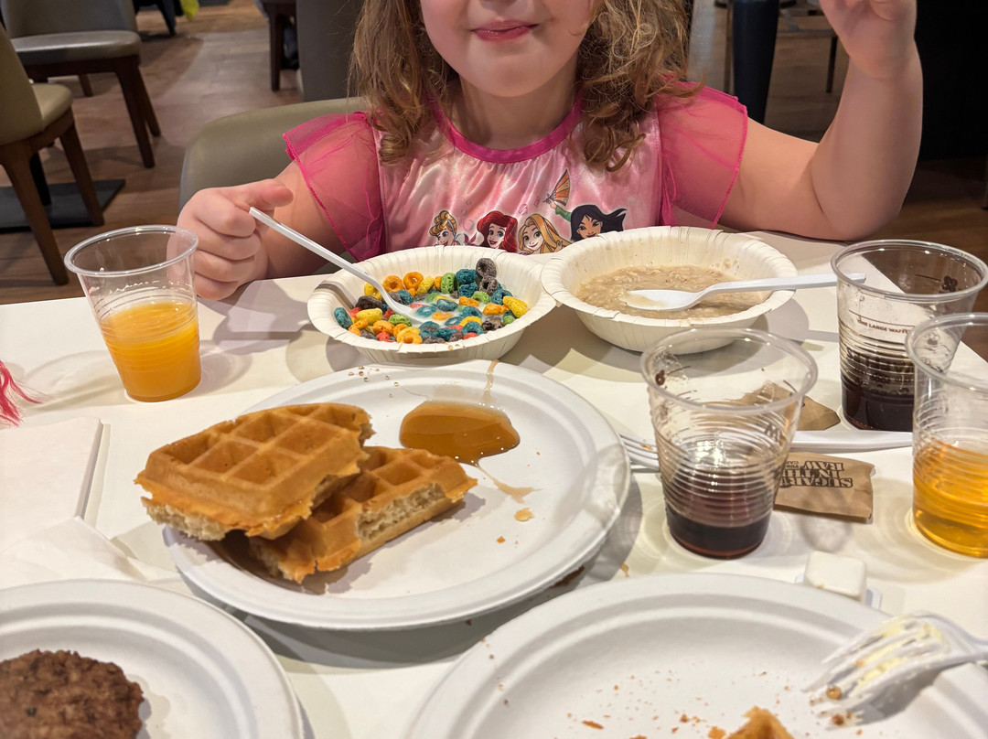 Wingate by Wyndham Cranberry主图