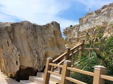 Rock Path-阿克涛必去景点