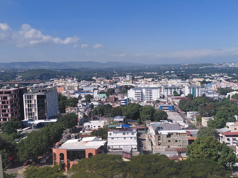 Monumento a los Heroes de la Restauracion-圣地亚哥必去景点