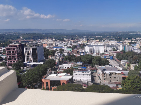 Monumento a los Heroes de la Restauracion-圣地亚哥必去景点