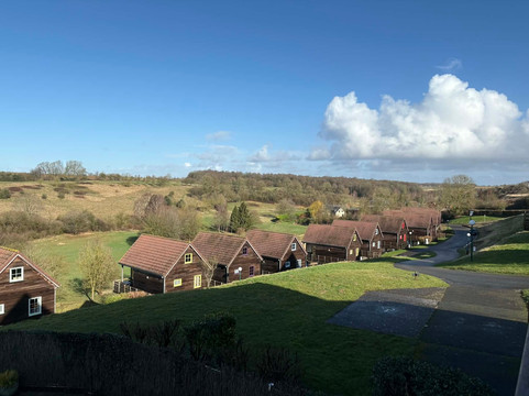 多麦娜杜瓦勒酒店主图