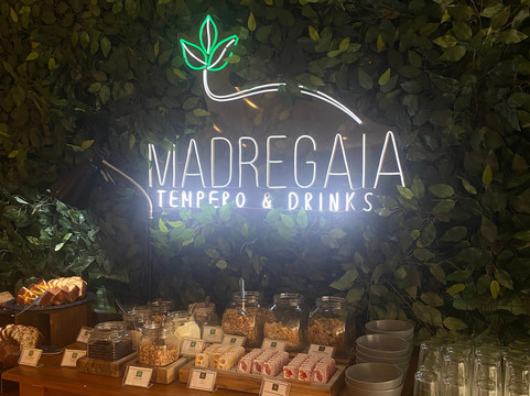 凯艺酒店-戈亚尼亚主图