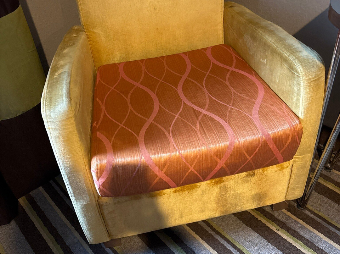 好时巧克力大道温德姆速 8 酒店主图