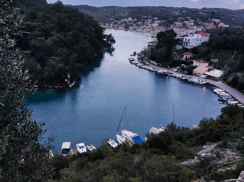 Almyra Luxury Cruises-Kavos必去景点