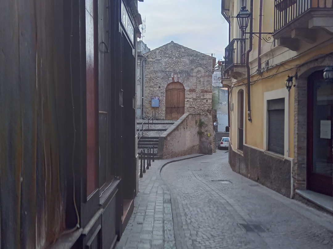 Chiesa di Sant'Omobono-卡坦扎罗必去景点