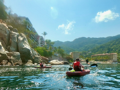 Paddle Zone-瓦拉塔港必去景点