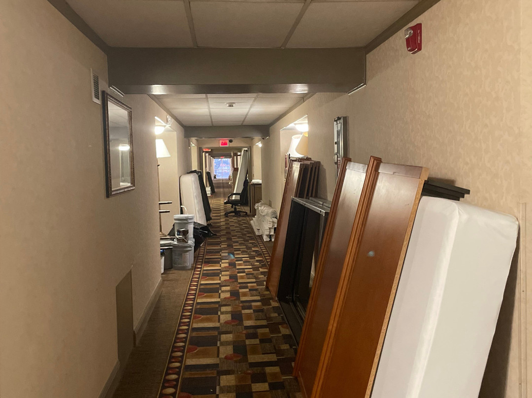 哥伦布东机场温德姆戴斯套房酒店主图