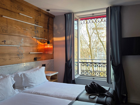 堡夫库罗讷餐厅酒店主图