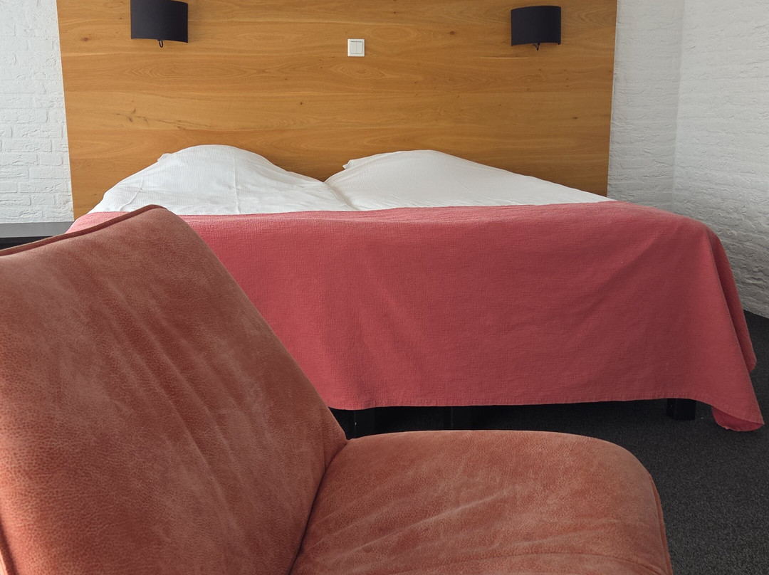 伊瑟马尔酒店主图