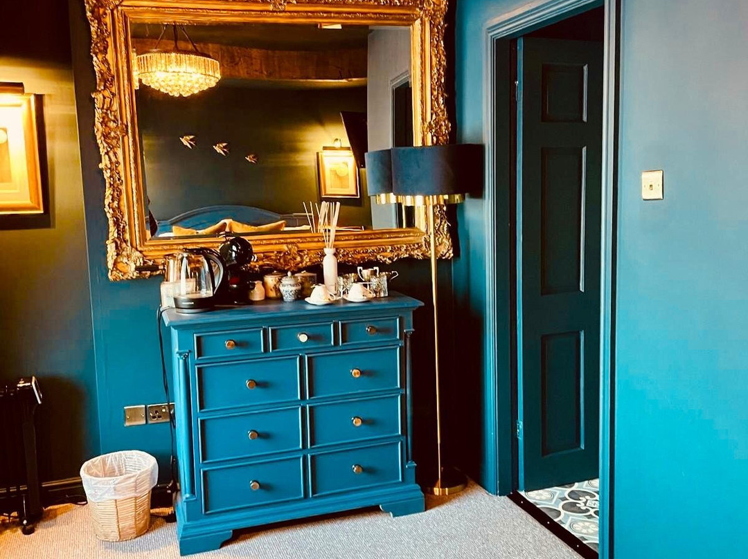 国王纹章酒店主图