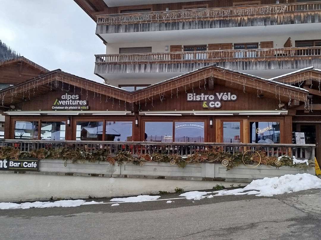Alpes Aventures Bistro Vélo And Co