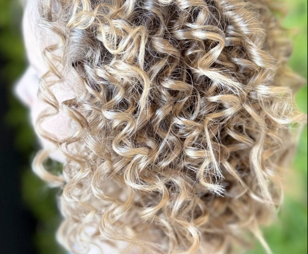 B&L coiffure esthétique-Vernier必去景点