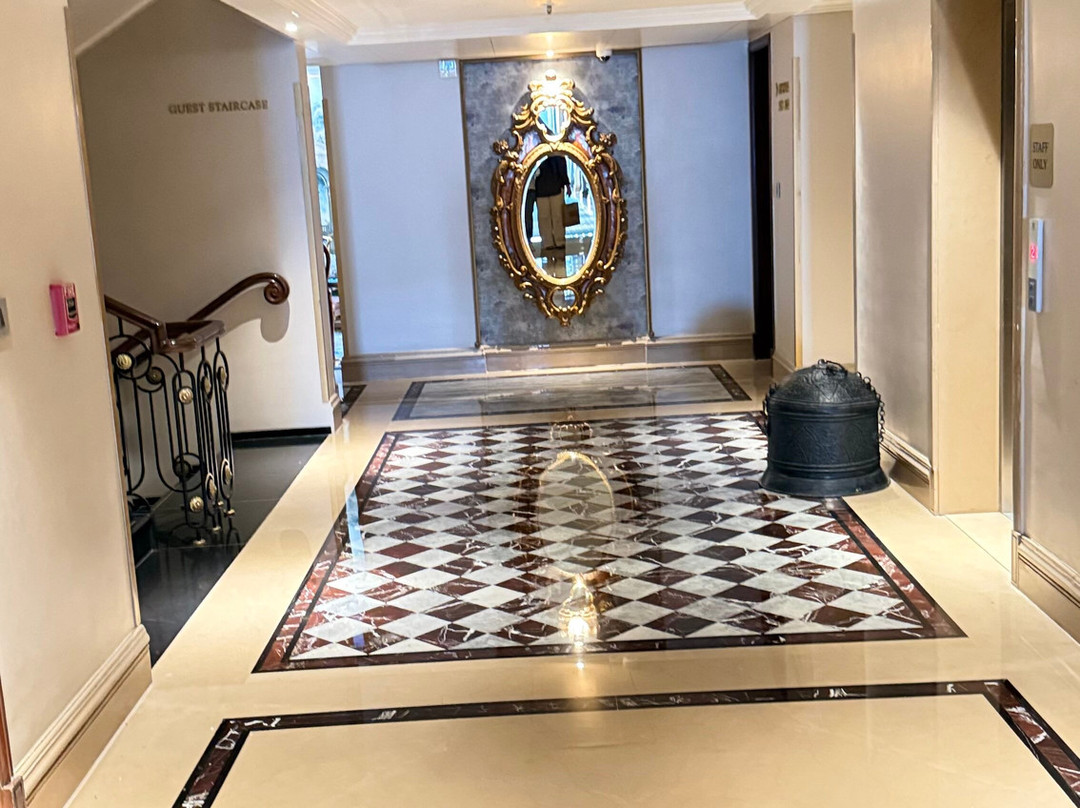 希洛克艾哈迈达巴德主图