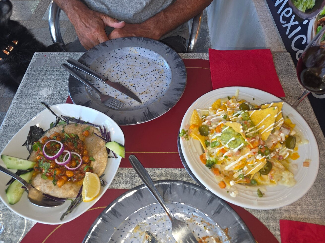 Kohinoor Indian Mexican Restaurant