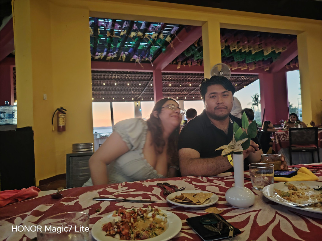 瓦雅塔桑巴全包酒店主图