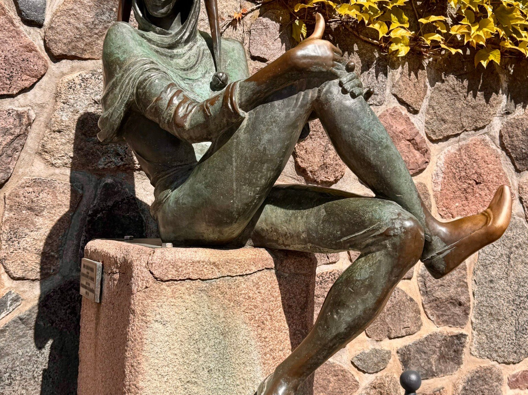 Eulenspiegel-Brunnen Mölln-Molln必去景点