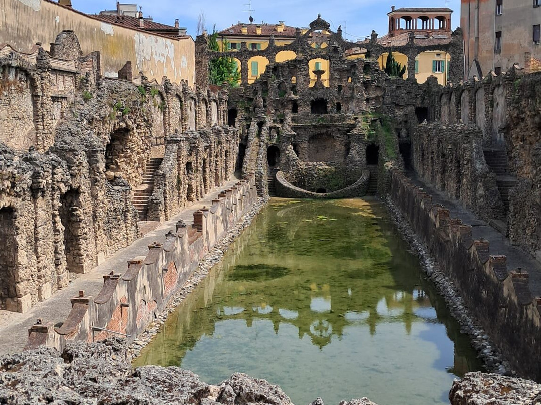 Palazzo Ducale-萨索洛必去景点