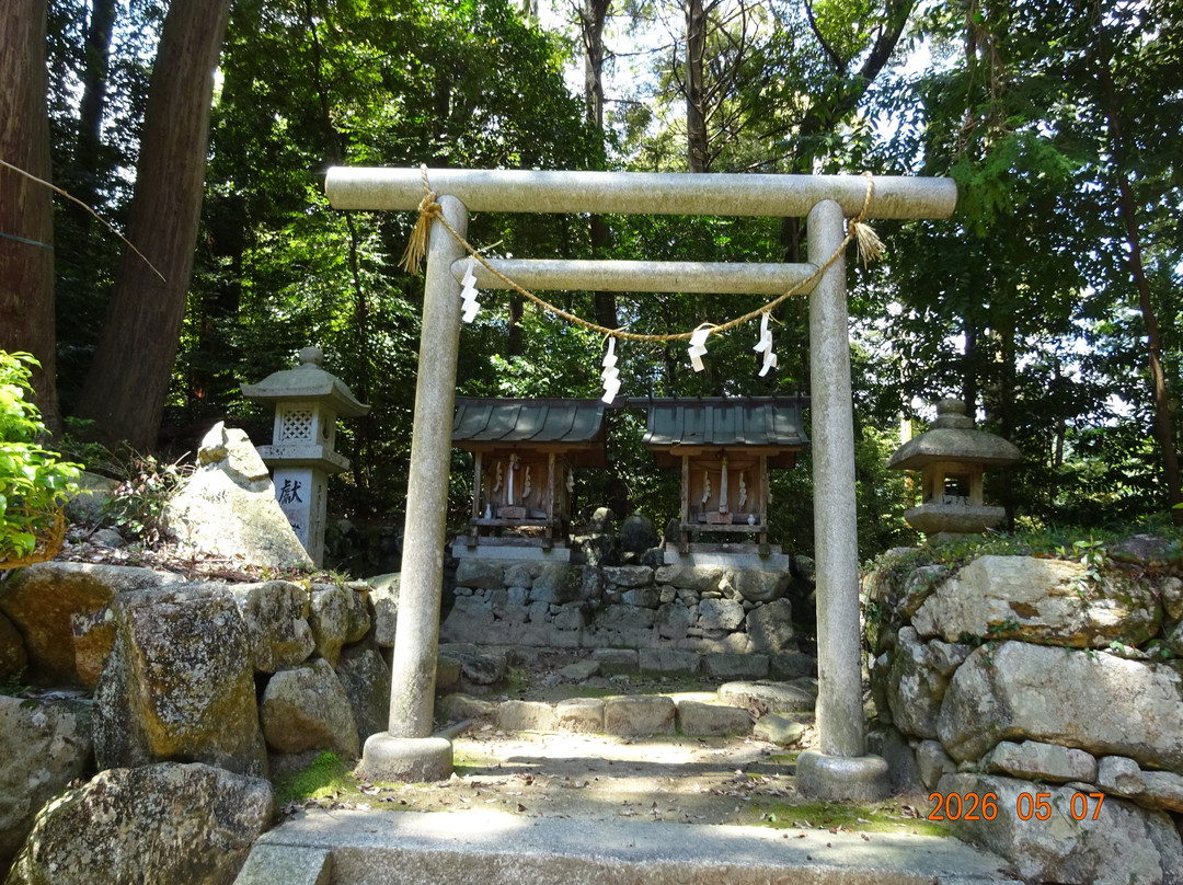 Toru Shrine-大津市必去景点