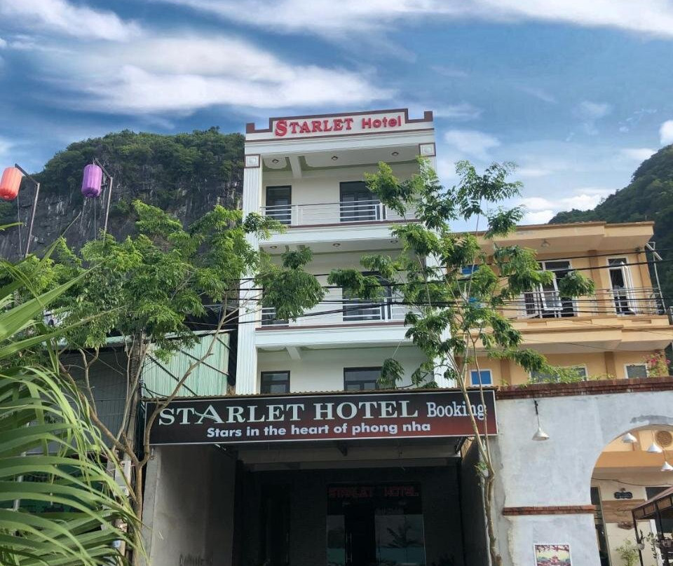 Starlet Hotel Phong Nha