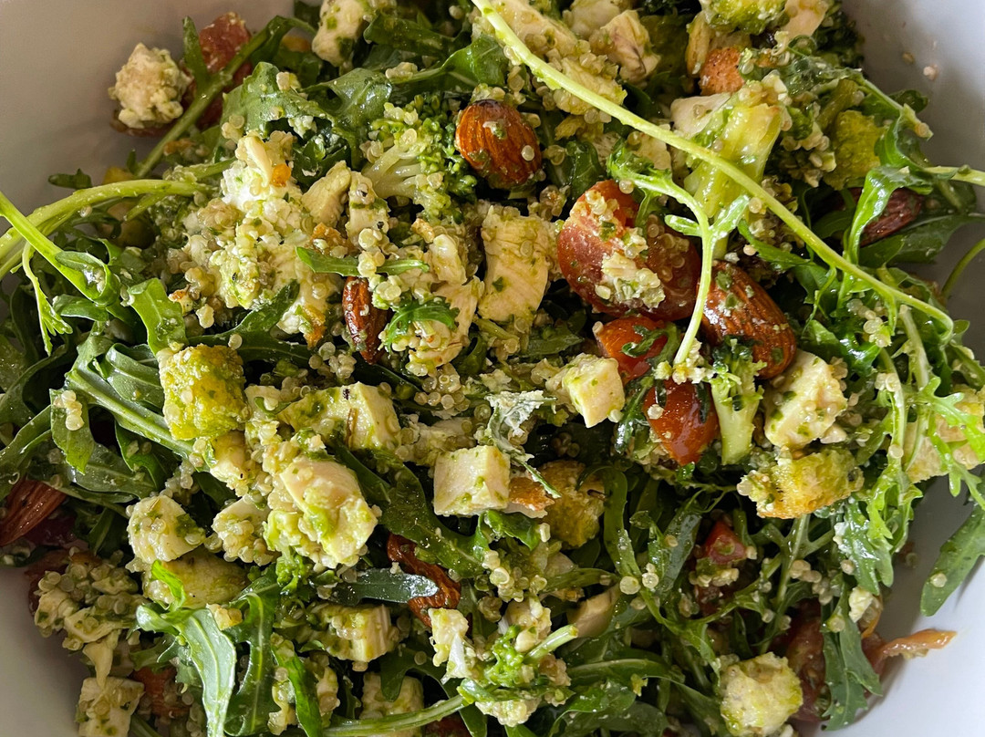 Love Greens Salad And Juice Bar