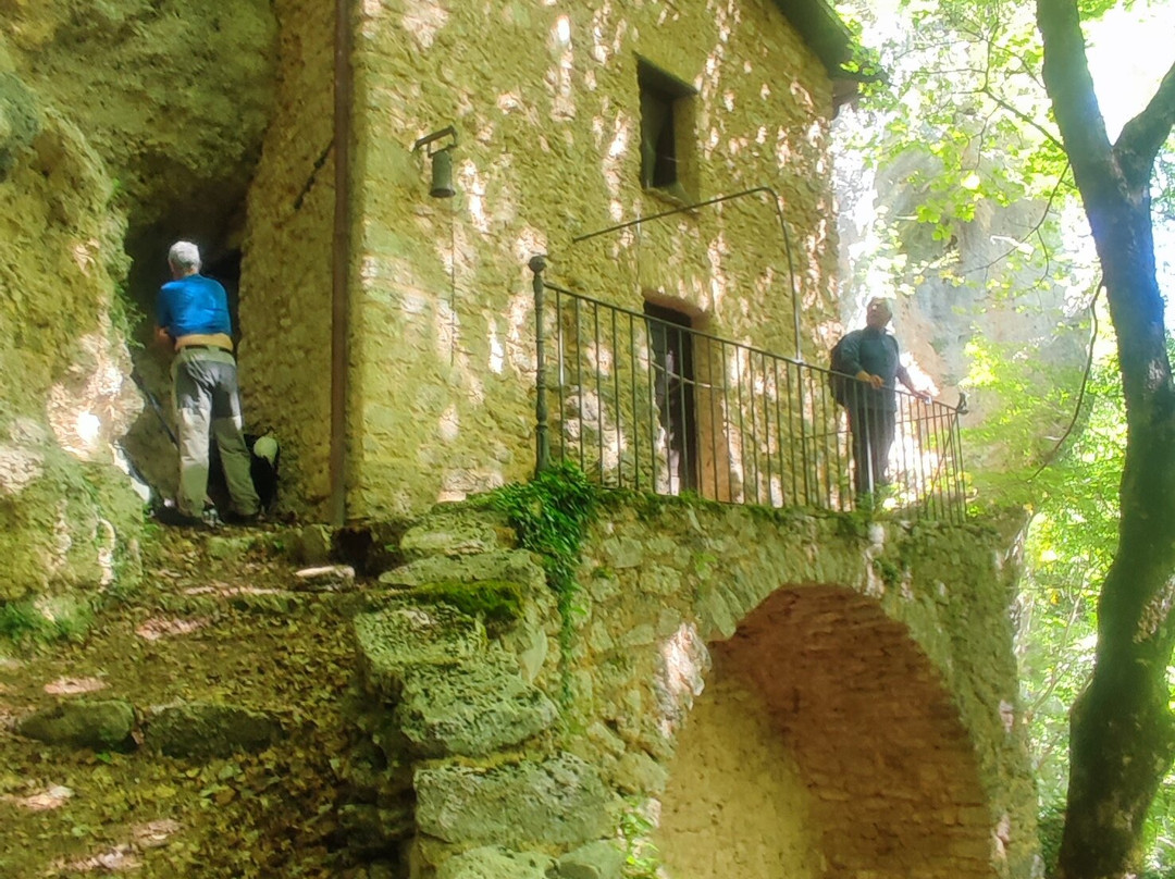 Eremo di Santa Maria del Cauto-Morino必去景点