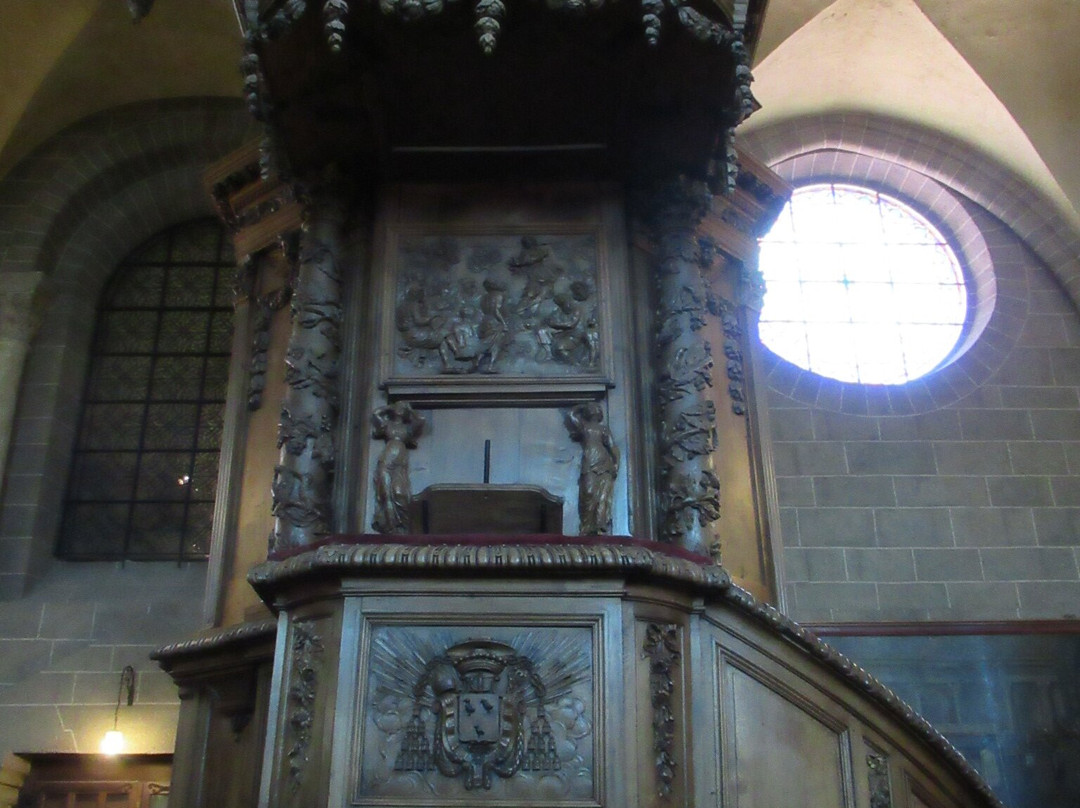 Cathédrale Notre-Dame-勒皮必去景点