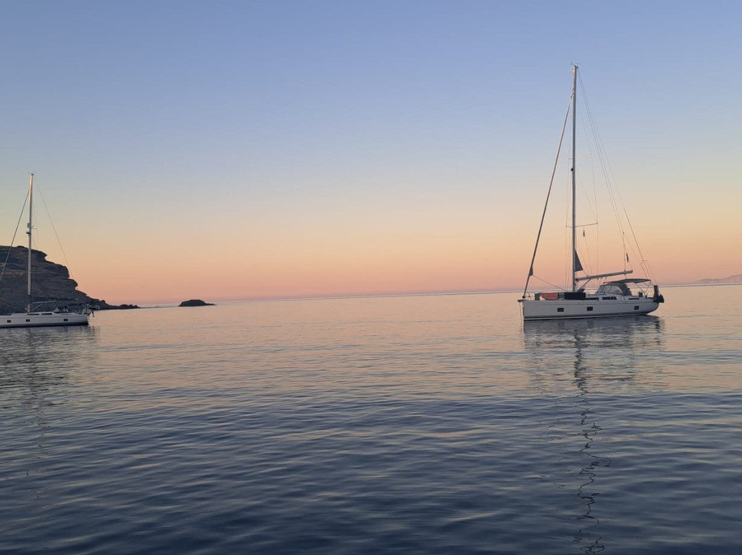 SailwithGeorge - Sail Greece with an expert-Finikas必去景点