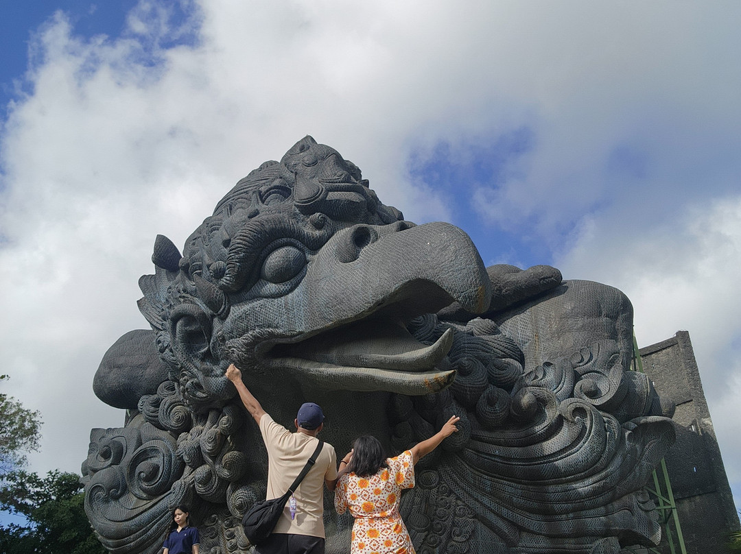 Bali and Car - Rent a car with driver-Dangin Puri必去景点