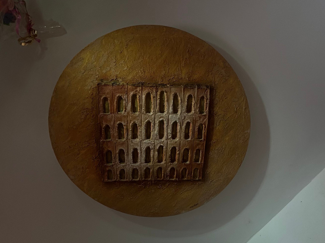 Art Gallery Contemporary Tapiézo-Roussillon必去景点