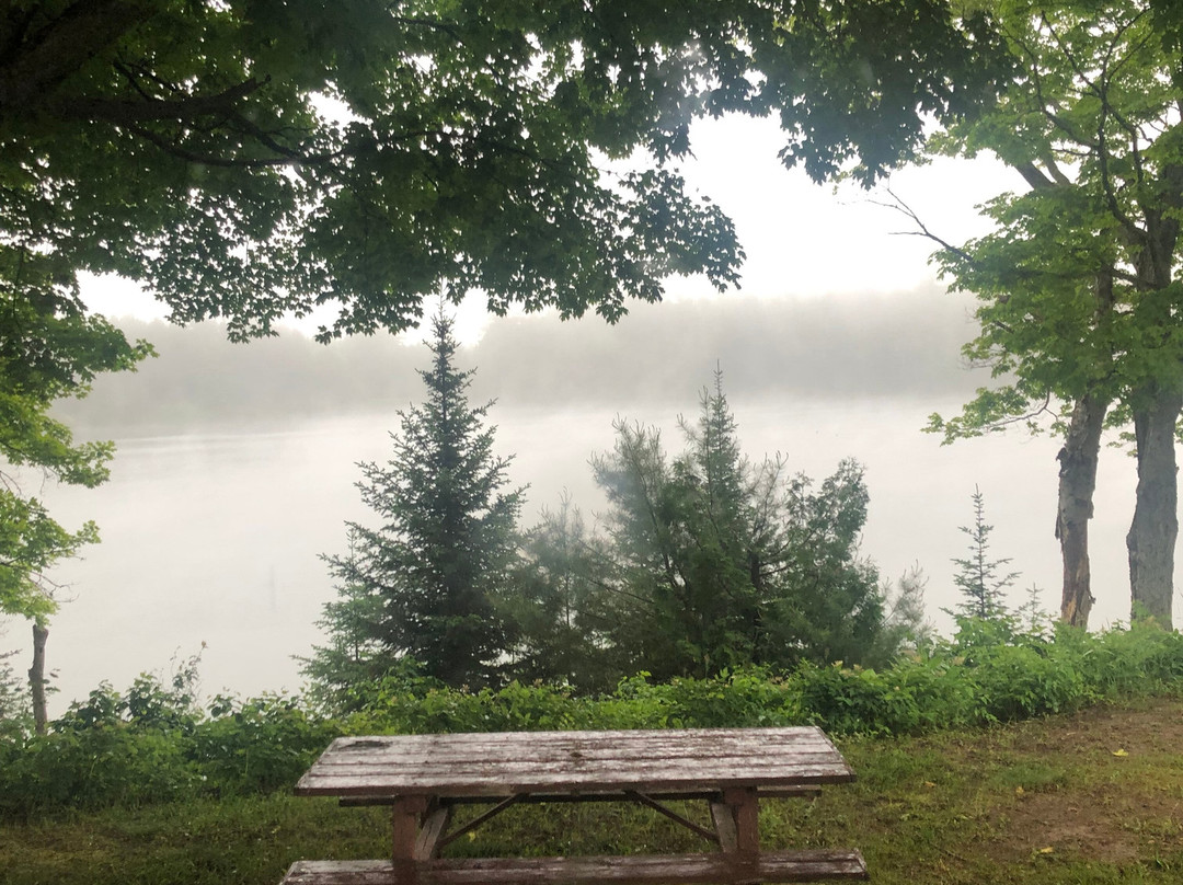 Halfway Lake Cottages主图