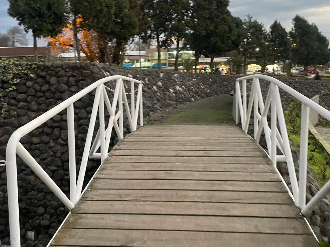 Plaza Memorial Martires De Antuco-Los Angeles必去景点
