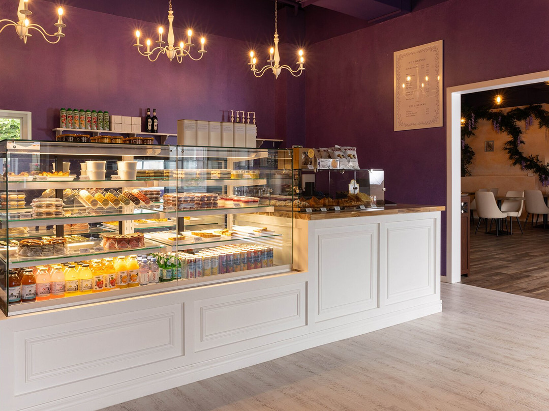 Le Cafe Cassis