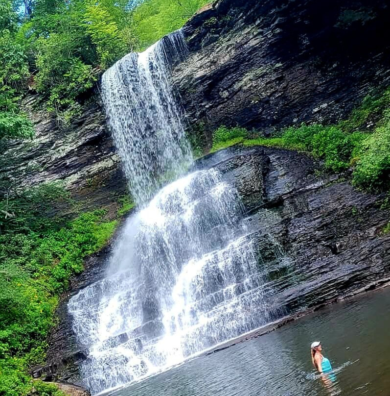 Cascades National Recreation Trail-Pembroke必去景点