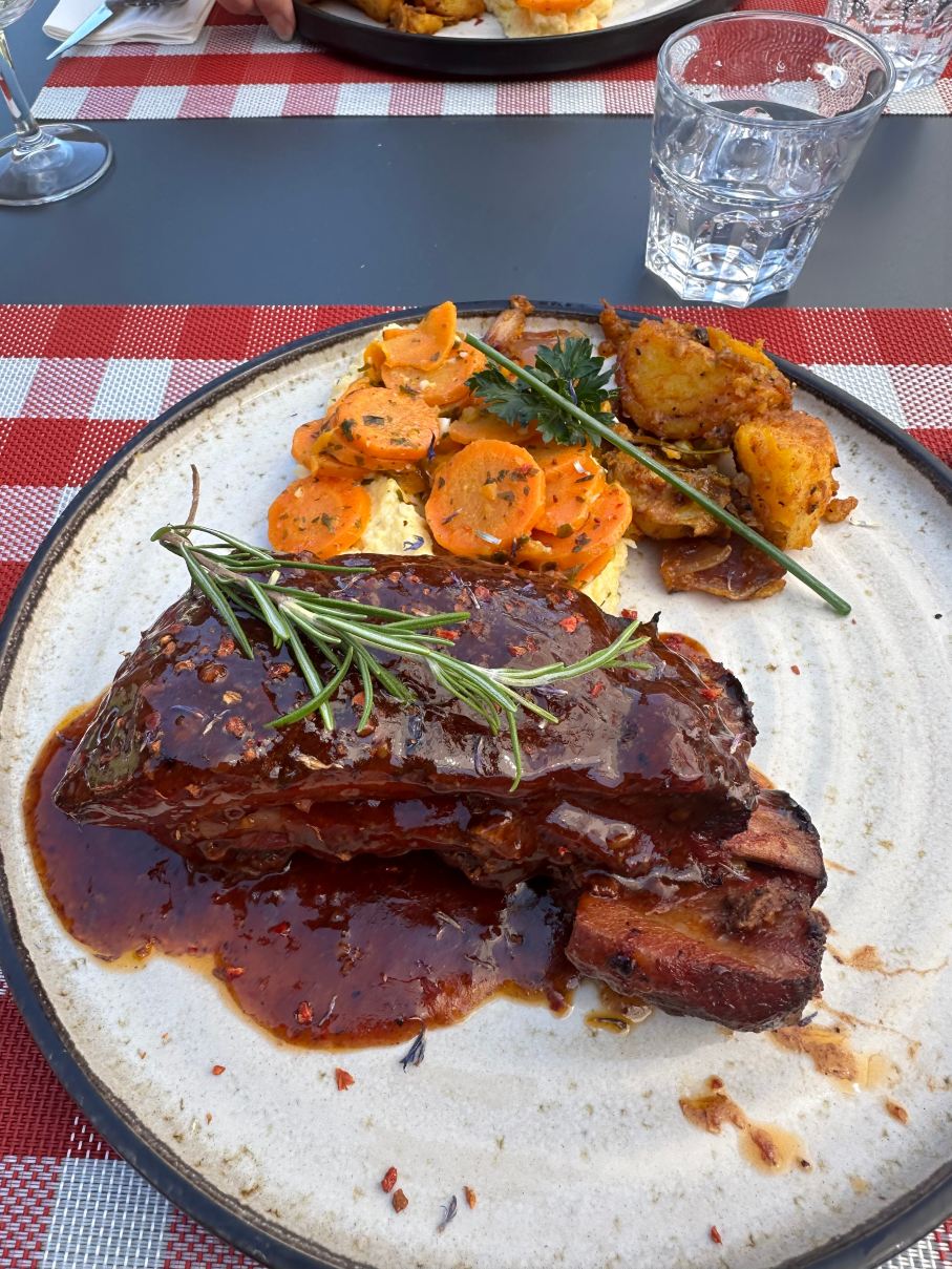 Cantine Des Dents Blanches-旅行者