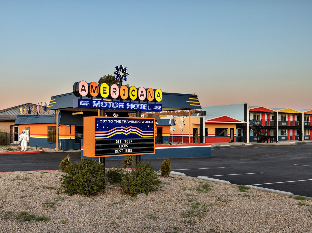 美利坚汽车旅馆