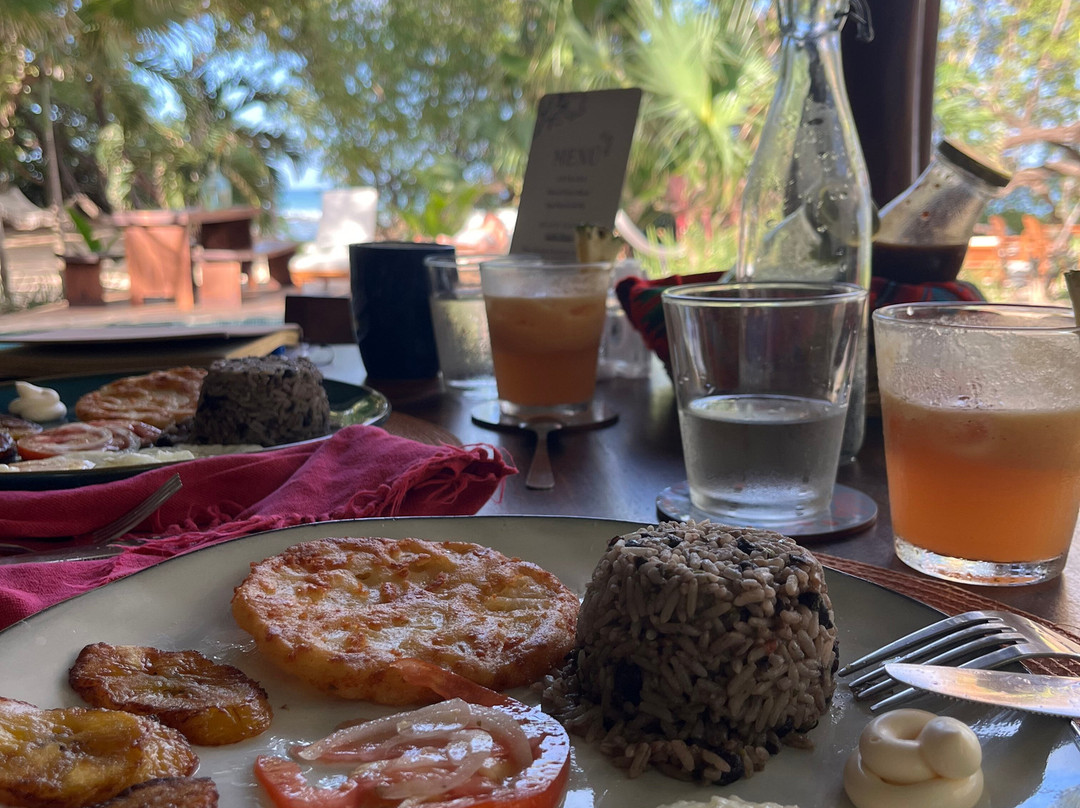 Sueno del Mar Beachfront Bed & Breakfast主图