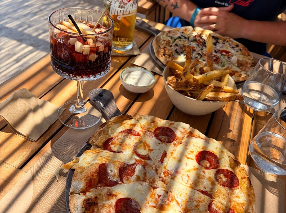 Noa Beach Bar & Restaurant