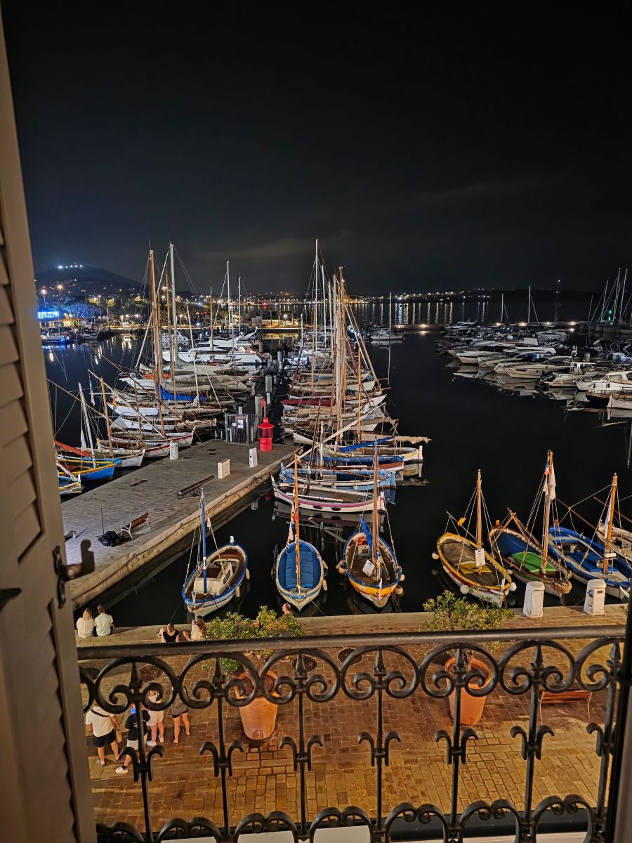 德拉图尔餐厅酒店-旅行者