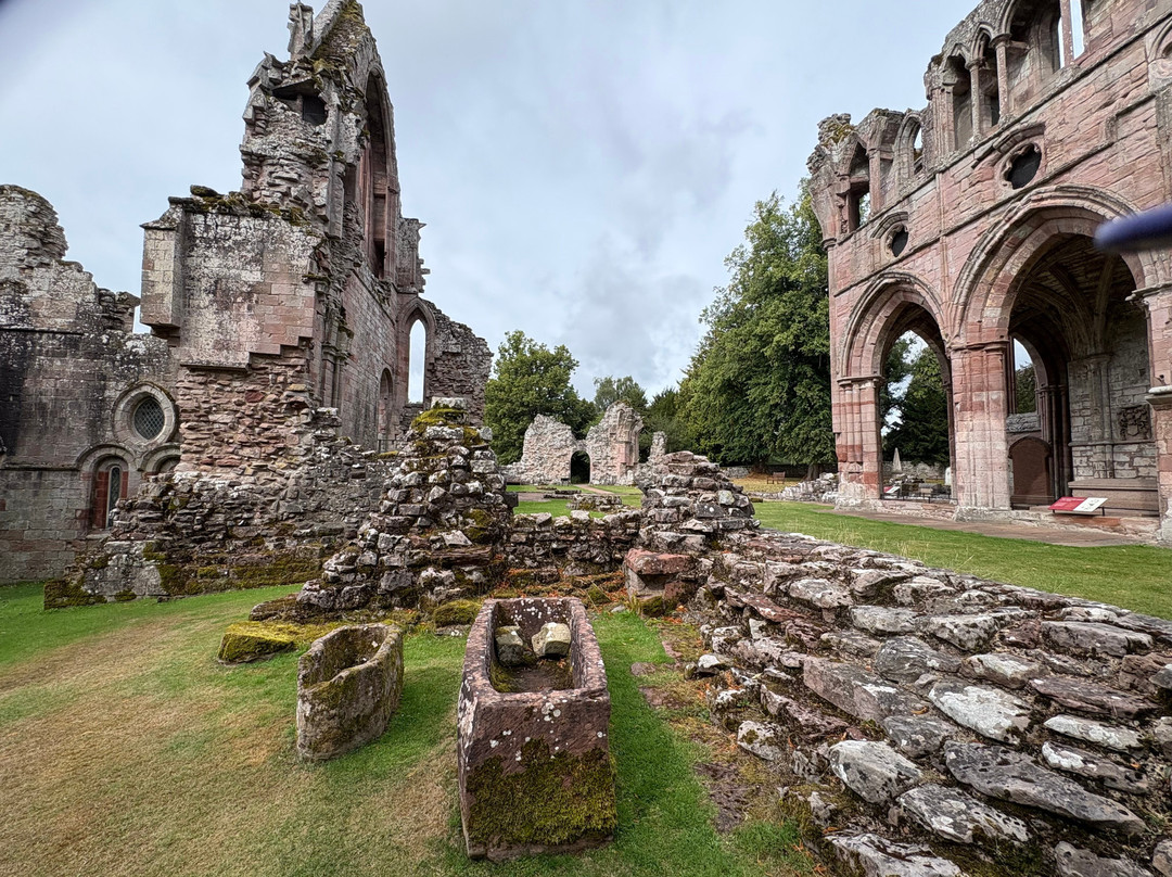 Dryburgh Abbey-St. Boswells必去景点