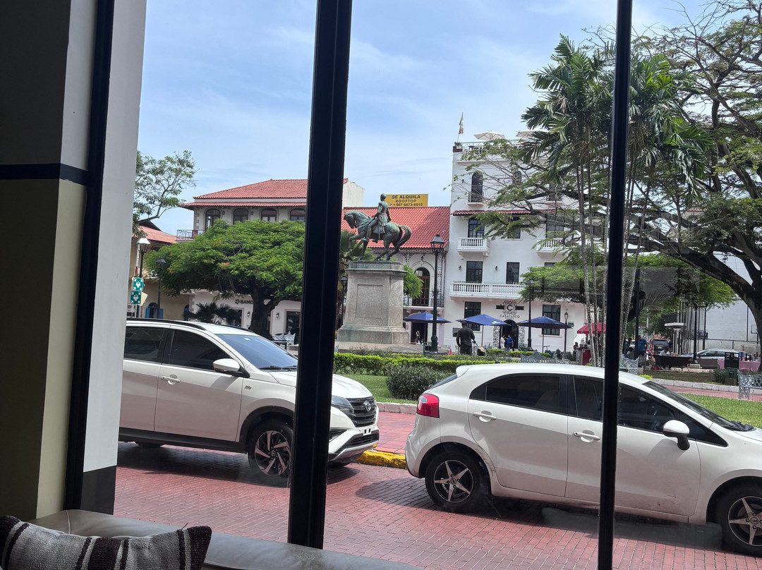 美洲贸易酒店主图