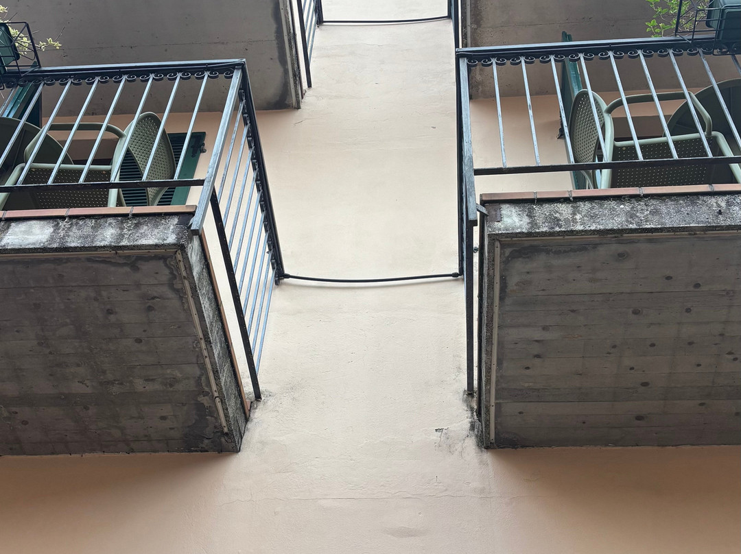 萨罗伊登酒店主图