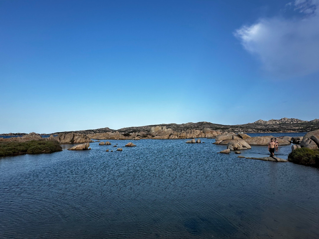 Spiaggia Testa di Polpo-拉马达莱娜必去景点