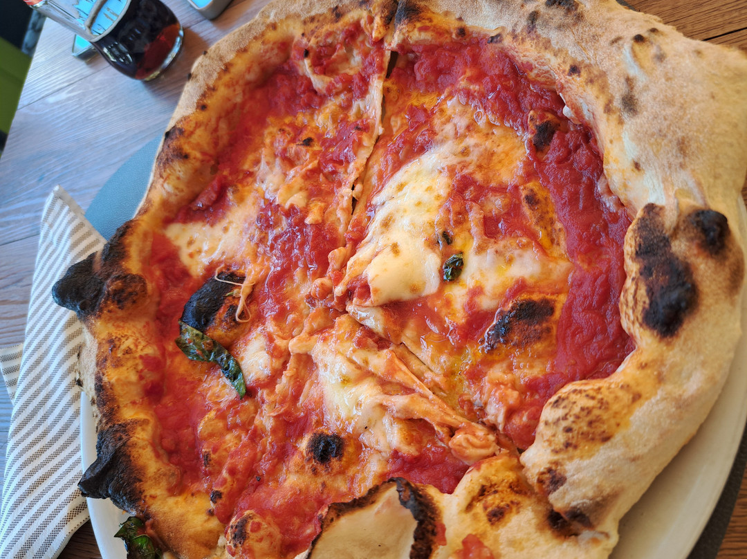 Ristorante Pizzeria Bellavie