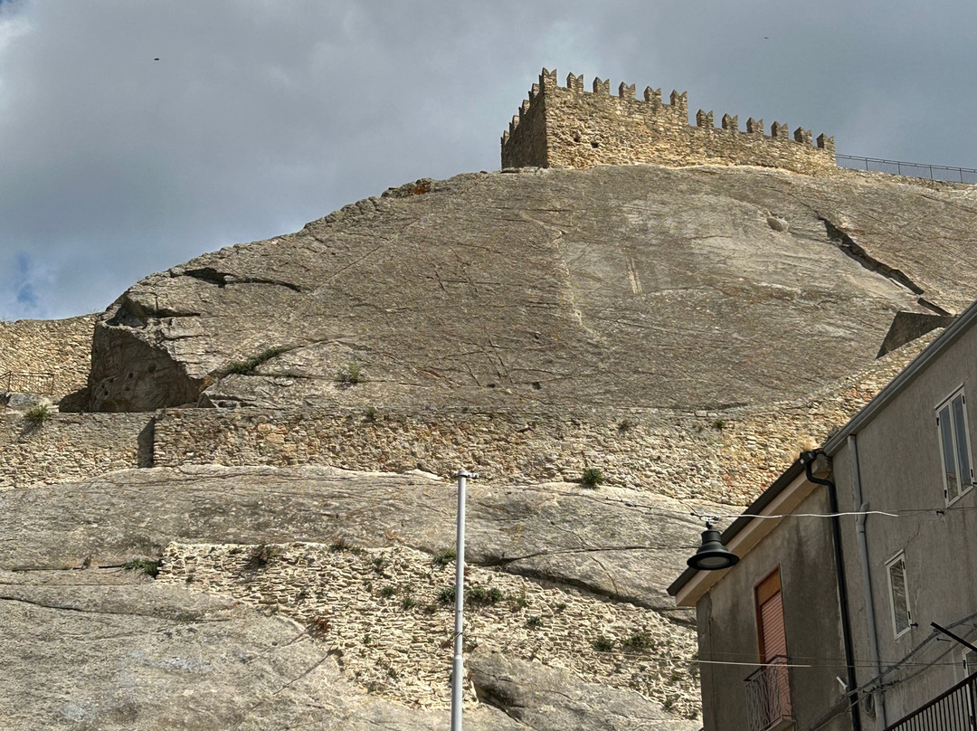 Castello Di Sperlinga-Sperlinga必去景点