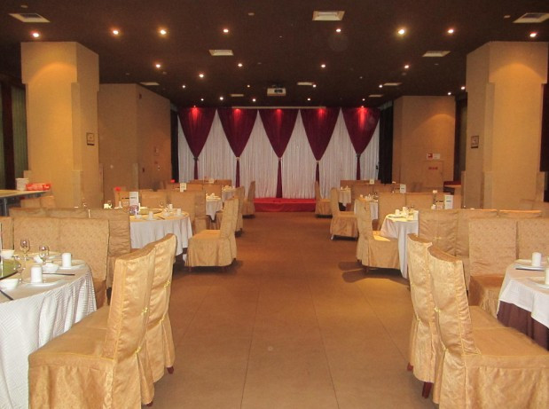 丽顿华居酒店(武汉汉口江滩解放公园路店)主图