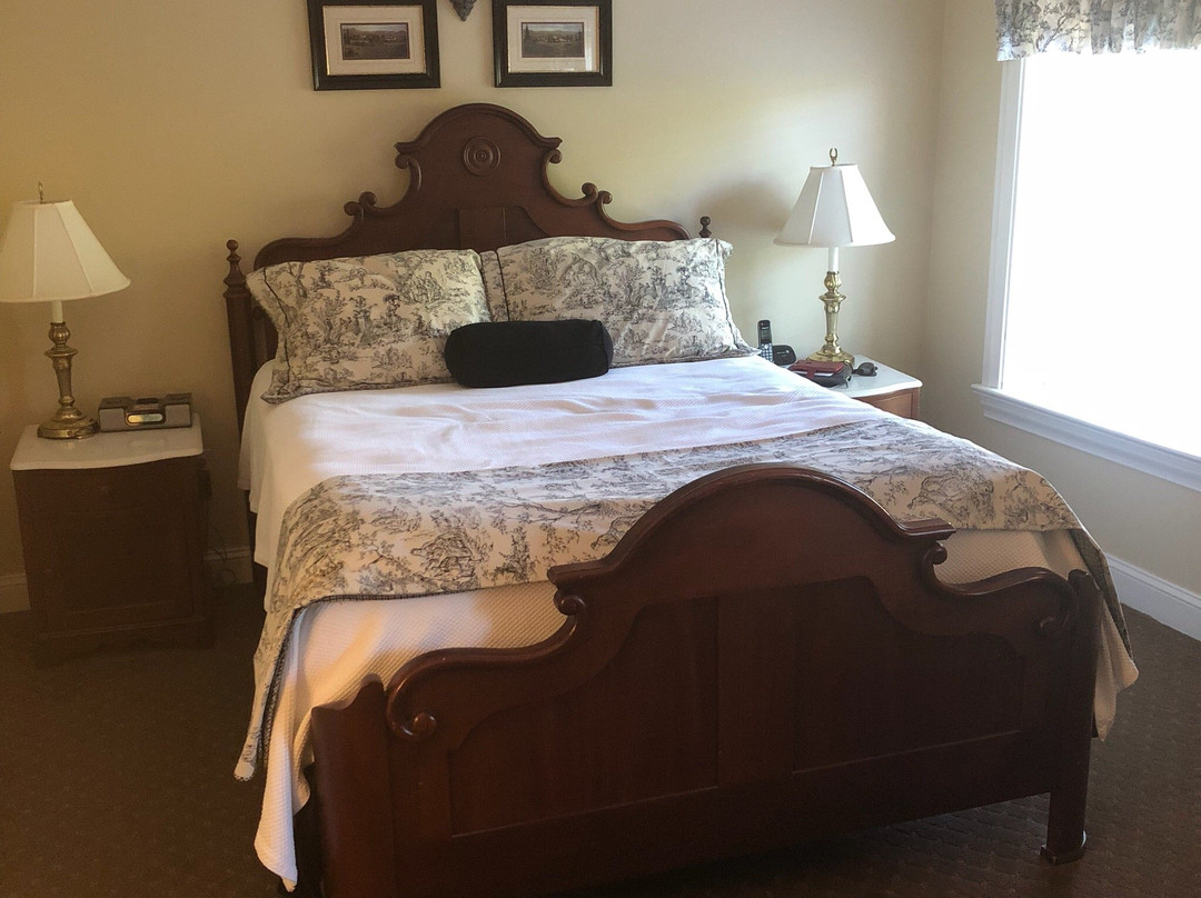 Lambertville House主图